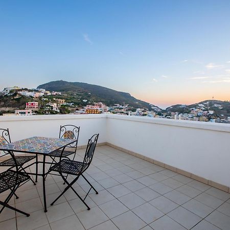 Hotel Torre Dei Borboni Ponza Exterior foto